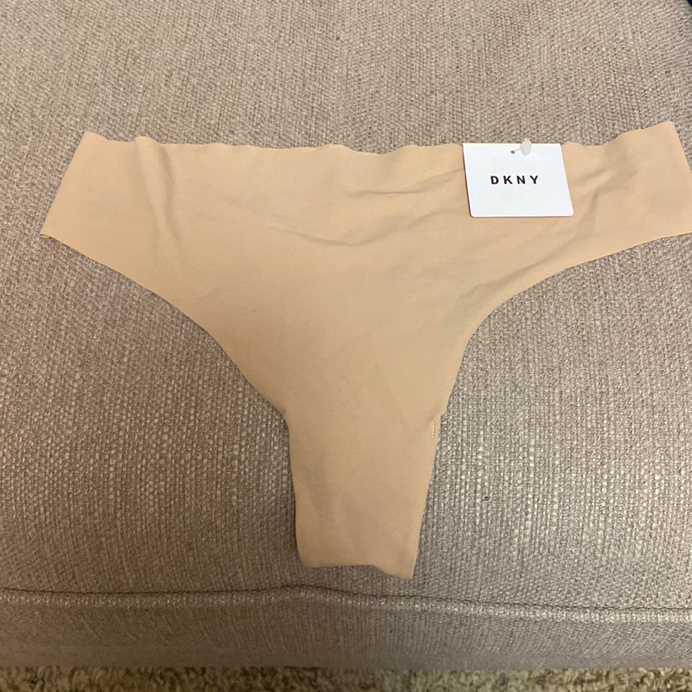 DKNY Thong